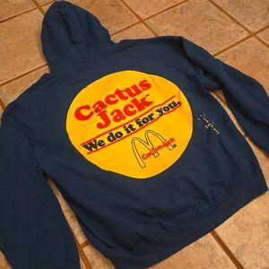 🔥🔥Cactus Jack Trqvis Scott Mcdonalds Hoodie.🔥🔥